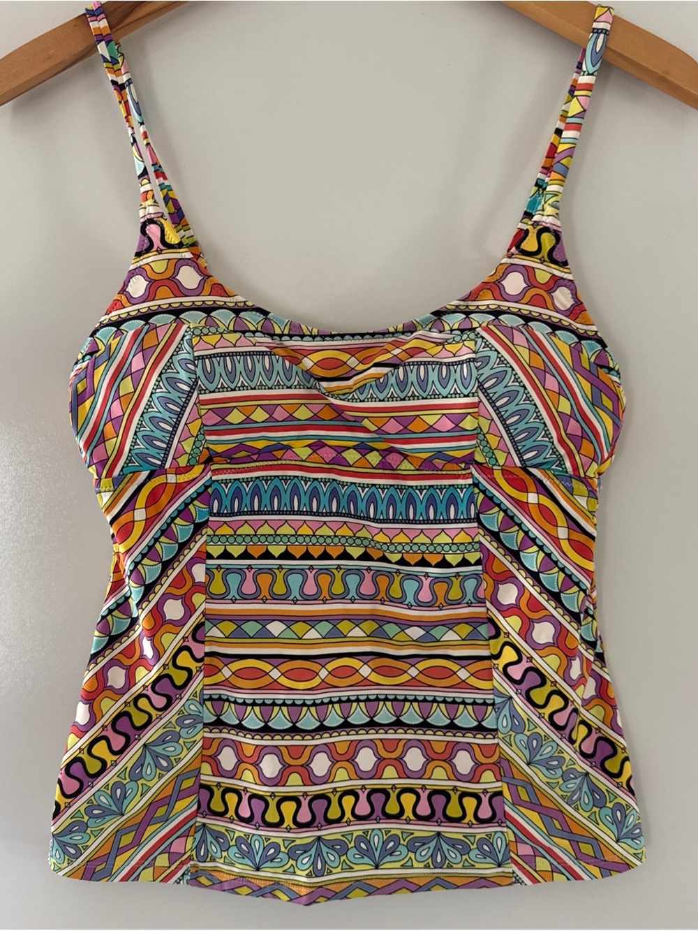 Trina Turk Swimsuit  Tankini size 4 Colorful Print Excellent Condition